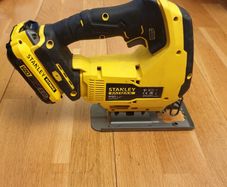 Cordless jigsaw Stanley SFMCS600 18V with battery