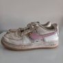 girls nike Airforce size 5.5 Image 2