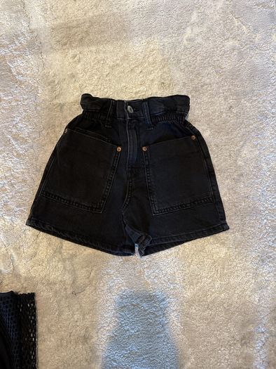 Zara black denim short shorts (7y/122cm)