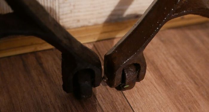 Antique Cast Iron Singer Sewing Machine Table Legs