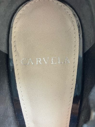 Black patent Carvella shoes