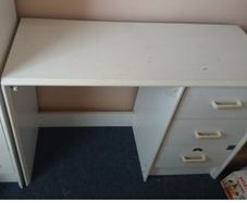 Free Desks