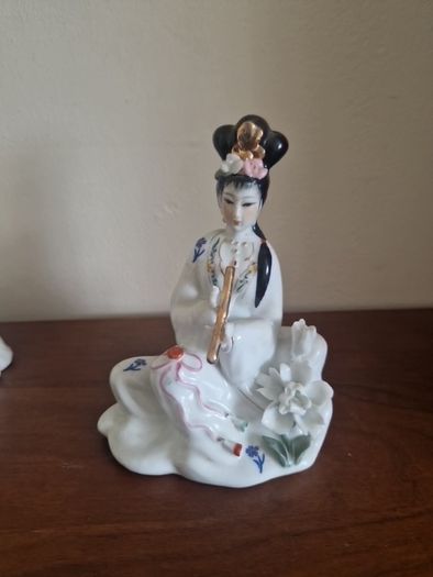 oriental porcelain