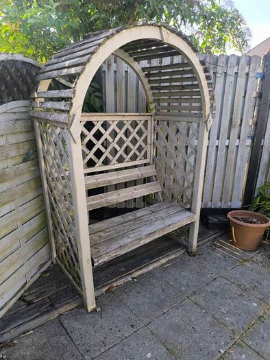 Garden seating