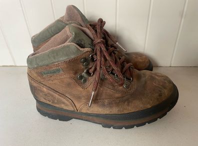boots Timberland waterproof kids size UK 2