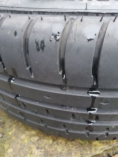 Audi 4 wheels alloyes with tyres. 245/45R17