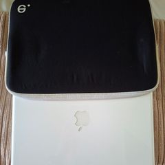 Classic 13-inch White MacBook, Model A1181