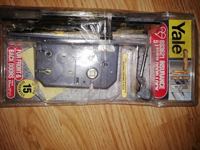 Door lock