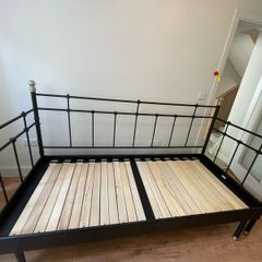 IKEA day bed - single that extends to King