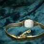 Ladies Seiko Gold Tone Quartz Watch (fresh battery works fine) Image 5