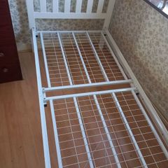 single bed