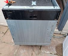 Zanussi integrated dishwasher