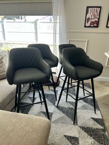 Kitchen bar stools
