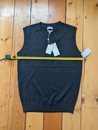 Fisk of Oslo V-neck Sweater