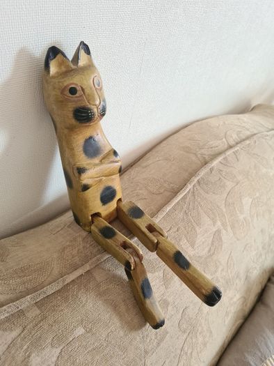 Fabulous Vintage Wooden Cat With Hinged Legs  37cm Heigh.