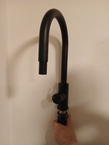 Kitchen tap with pull out hose - new