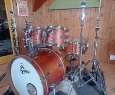 Gretsch Catalina Club Studio Drum Kit Package