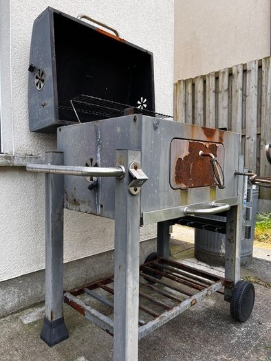 Charcoal BBQ