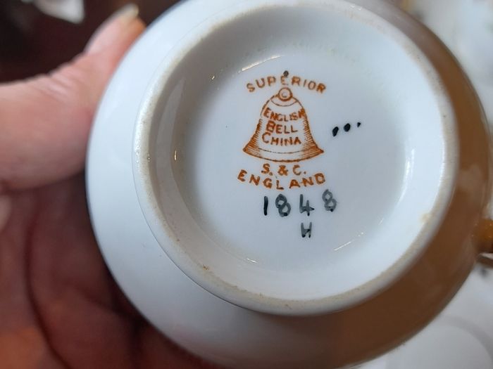 Bone china "Bell" trio