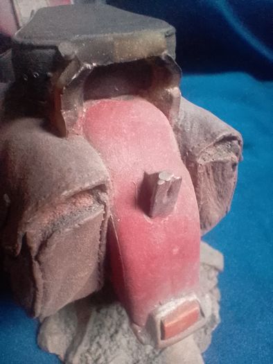 Vintage Motorcycle Figurine Model Keypoint Collectible