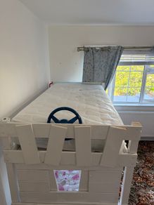 Solid wood bunk bed pirate