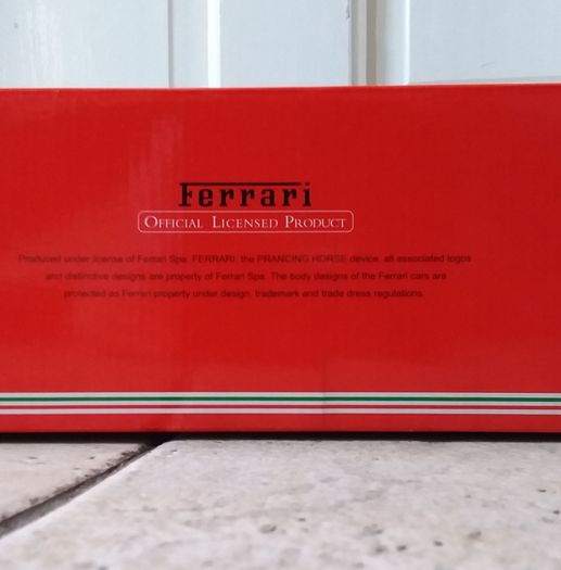 Rastar : Ferrari California - Remote Control Car