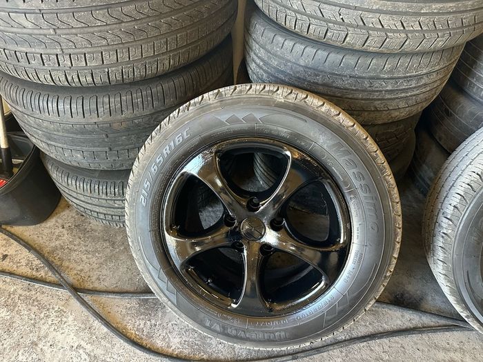 16 inch Volkswagen transporter alloy wheels
