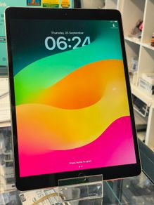 Apple iPad Pro 64GB, Wi-Fi 10.5 in - Space Gray / Used