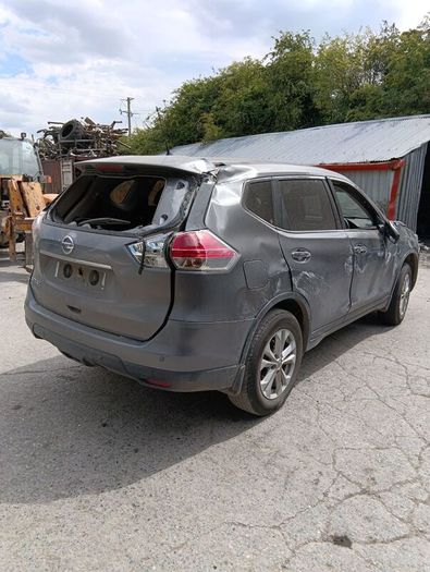 Breaking Nissan x-trail 2017 diesel