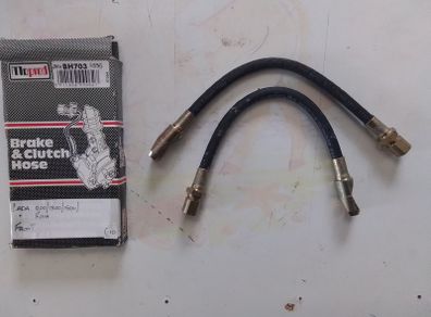 Lada 1200 / Riva brake hoses.