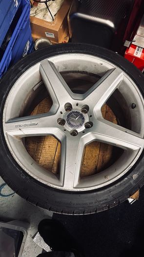 19" Mercedes AMG Alloy rims (genuine)