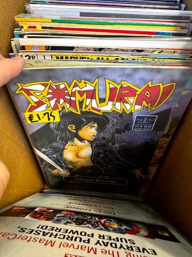 DC, Marvel Long Comic Box w 290 comics for Sale