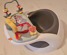 Mamas & Papas  Snug Floor Seat with Activity Tray
