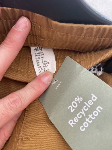 boys chinos beigh new