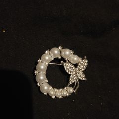 brooch
