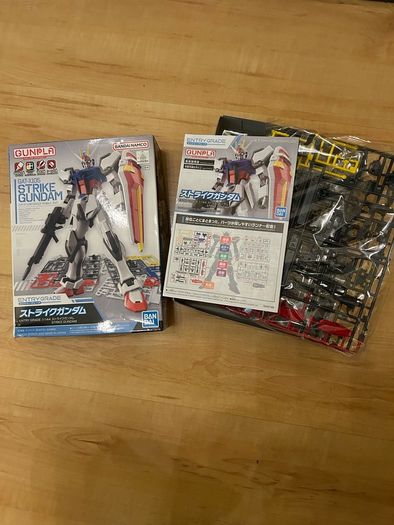 Bandai Stike Gundam GAT-X105