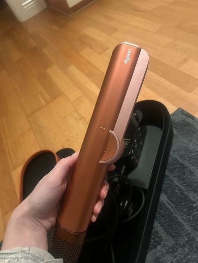 Dyson hair straightener for sale