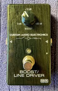 MXR MC401 CAE Boost/Line Driver