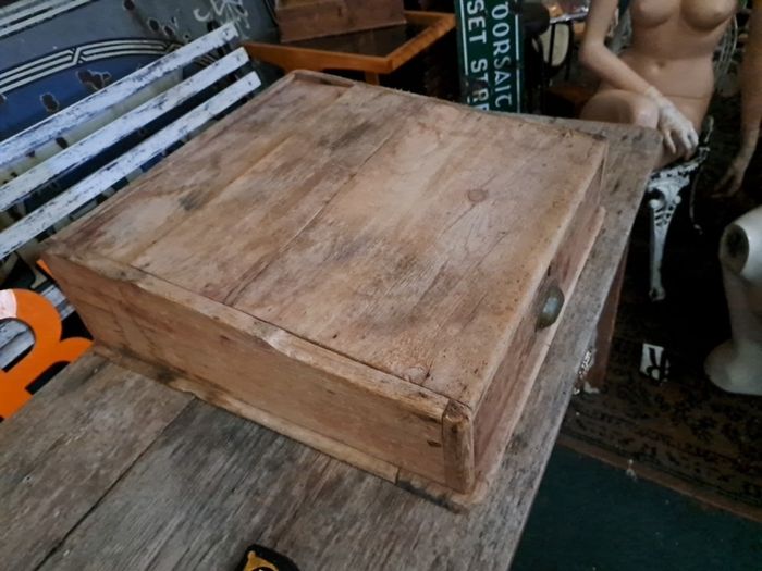 Vintage Timber Pine Till