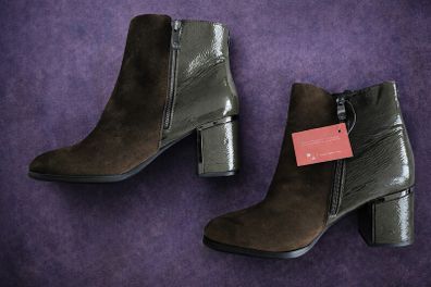 Moda in pelle New Leather Khaki metallic Chelsea boots