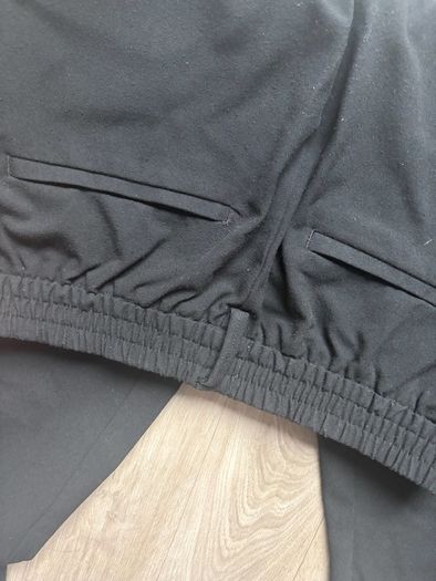 Black trousers