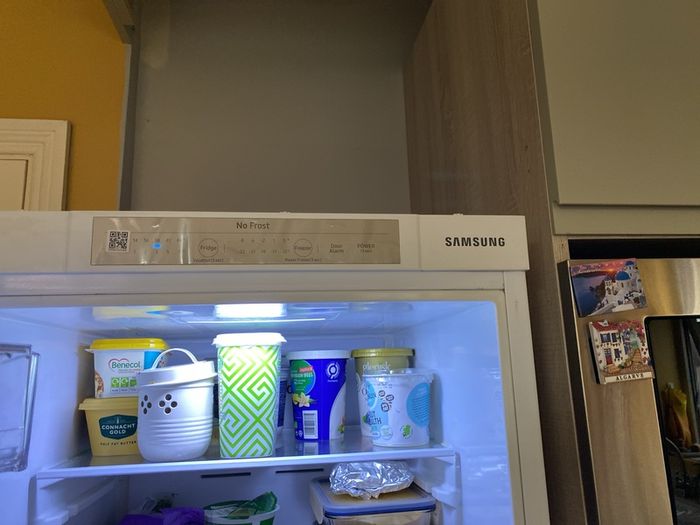 Samsung integrated fridge freezer