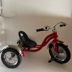 Schwinn Roadster Classic Kids Tricycle Red Excellent Condition