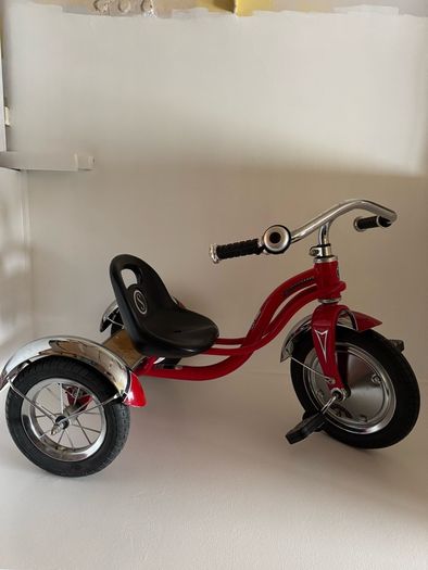 Schwinn Roadster Classic Kids Tricycle Red Excellent Condition