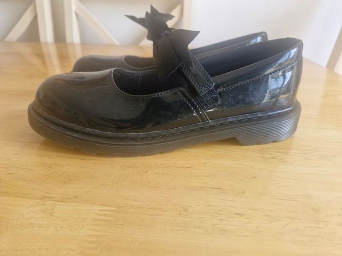 Girls Dr Martens School Shoes