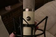 Warm Audio 251