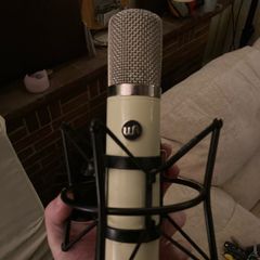 Warm Audio 251