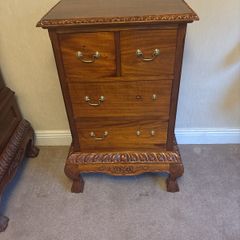 Mahogney Chest of Drawers