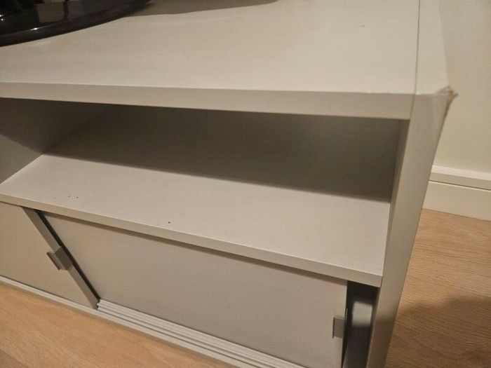 tv units