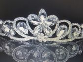 Bride's Designer Crystal Head Piece